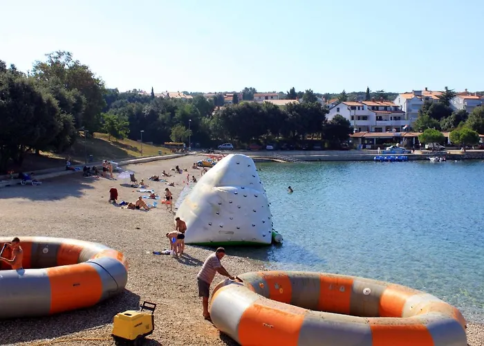 公寓 With A Parking Space Pjescana Uvala, - 14564 *