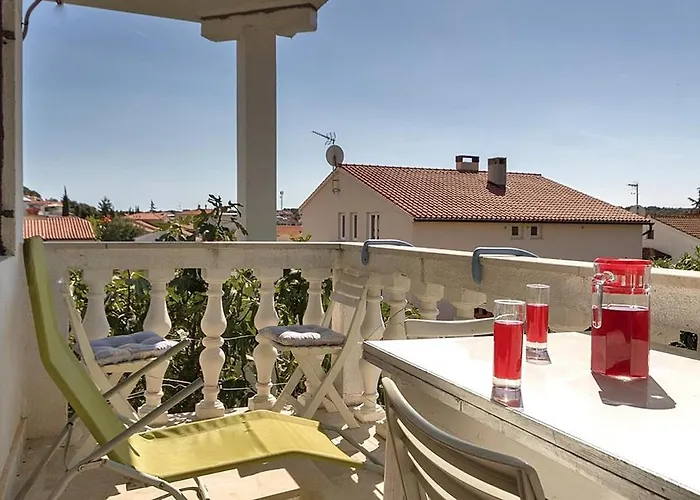 With A Parking Space Pjescana Uvala, - 14564 *